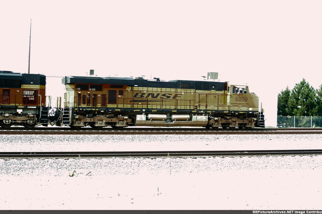 BNSF 6009